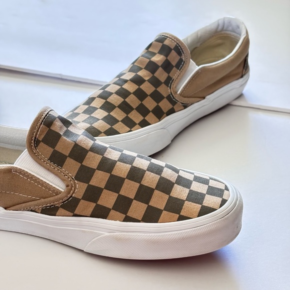 Vans Other - Vans Classic Unisex Slip On Sneakers Skate Shoes Brown Checker Men SZ 9